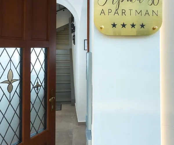 Apartment Apaca 30 **** Győr