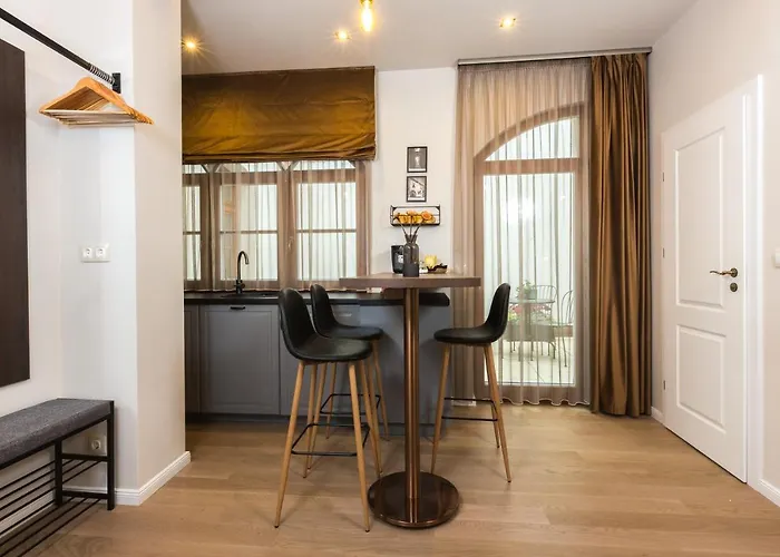Apaca 30 **** Apartment